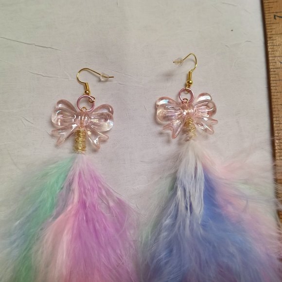 Home Made Handmade Feather & Metal Cat Multi Color Bow Earrings #41 - Picture 4 of 10